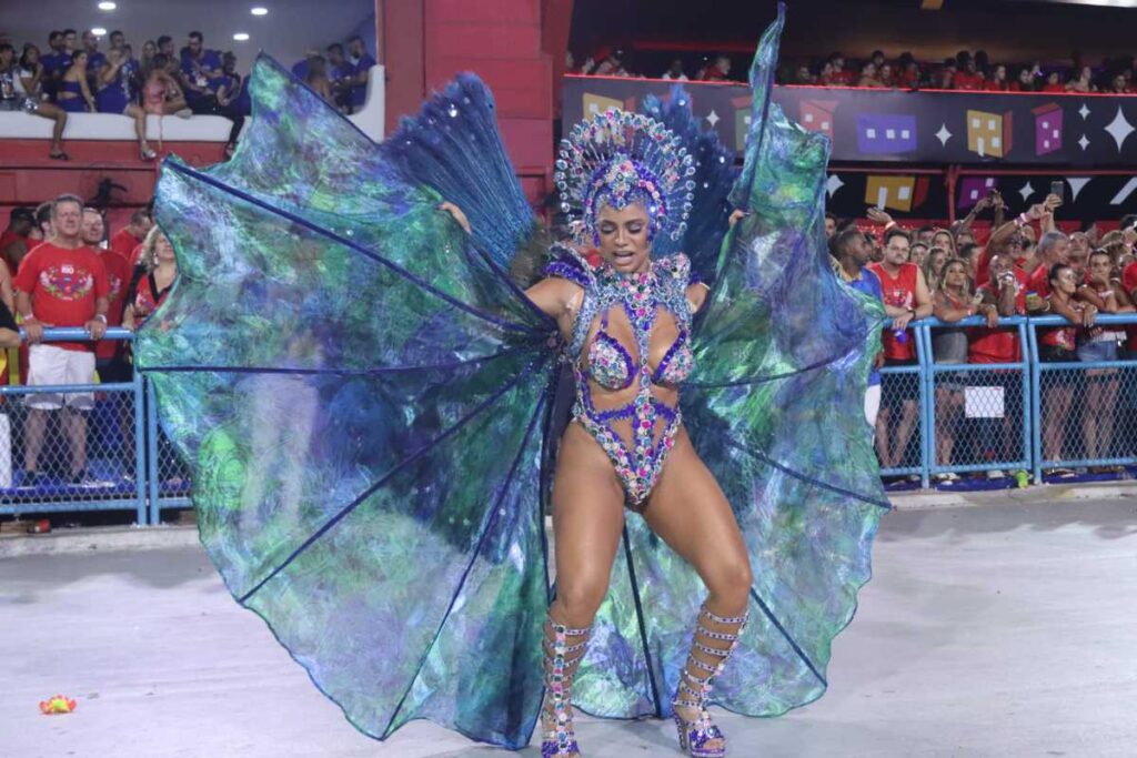 Lexa desfilando pela Unidos da Tijuca no Carnaval do Rio de Janeiro