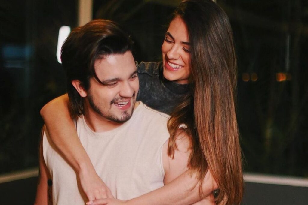 Luan Santana reata namoro Jade Magalhaes e fontes dão detalhes íntimos sobre a vida do suposto novo casal. Vem saber tudo!