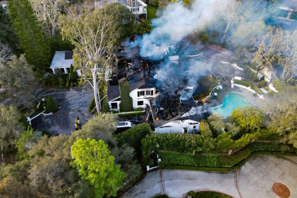 Fire destroys Cara Delevingne's Los Angeles home